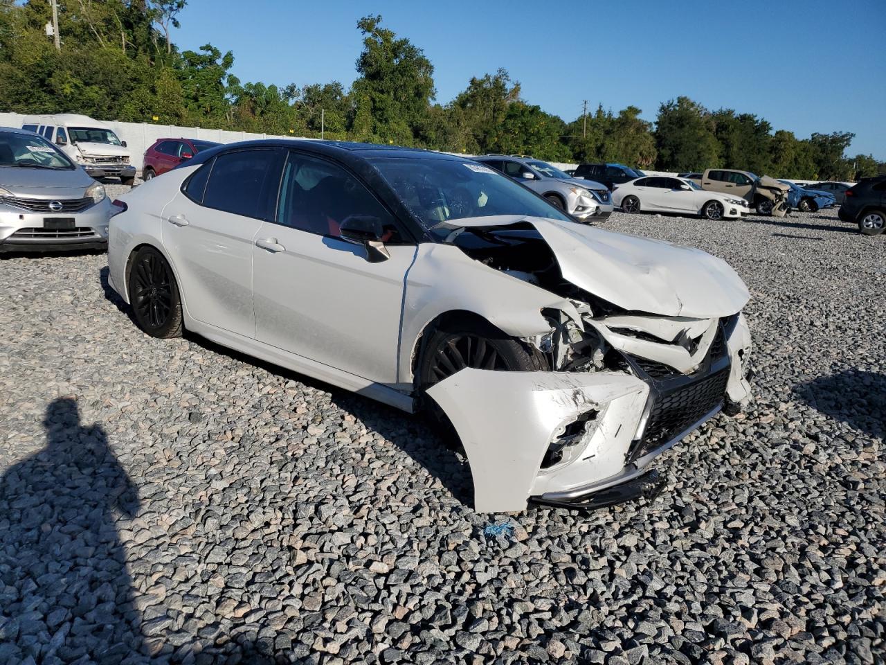 2022 Toyota Camry Xse - Фото 4