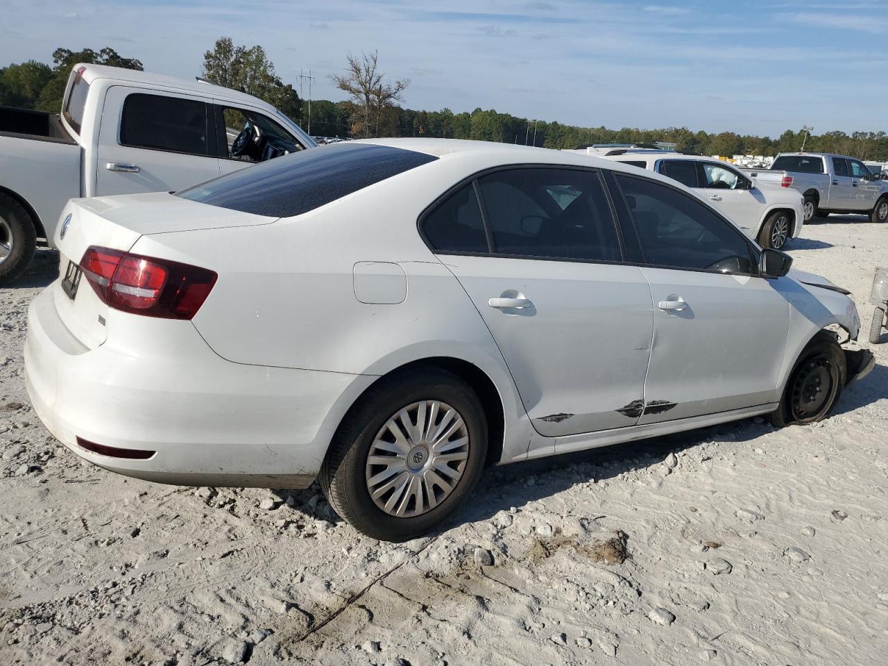 2016 Volkswagen Jetta S - Фото 3