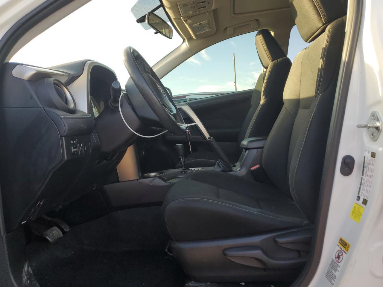 2015 Toyota Rav4 Xle - Image 7