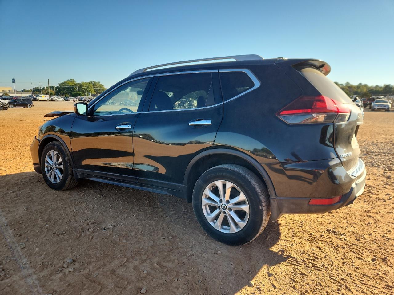 2018 Nissan Rogue S - Фото 2