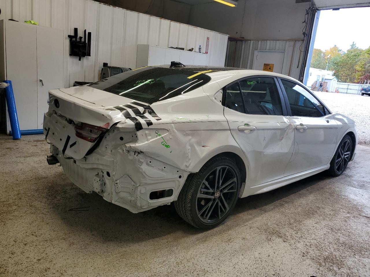 2025 Toyota Camry Xse - Фото 3