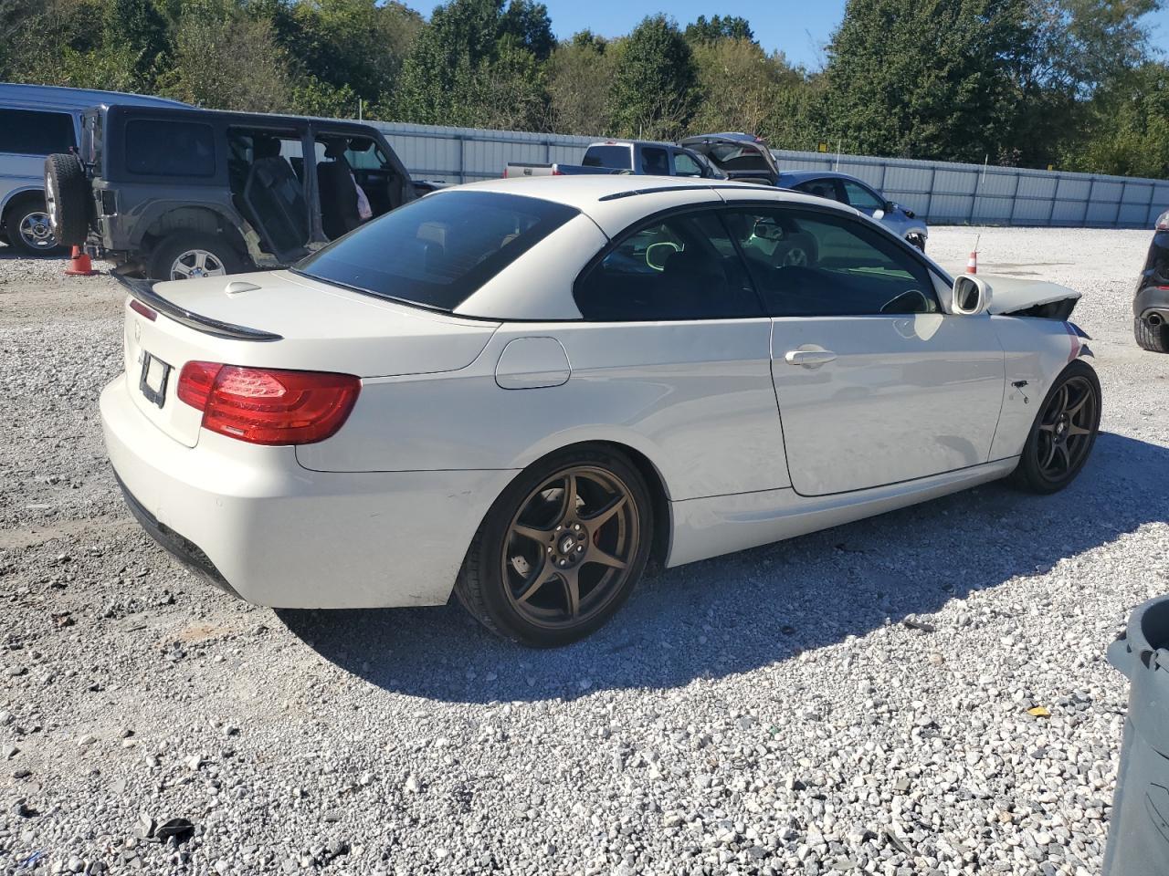 2011 BMW 328 I - Image 3