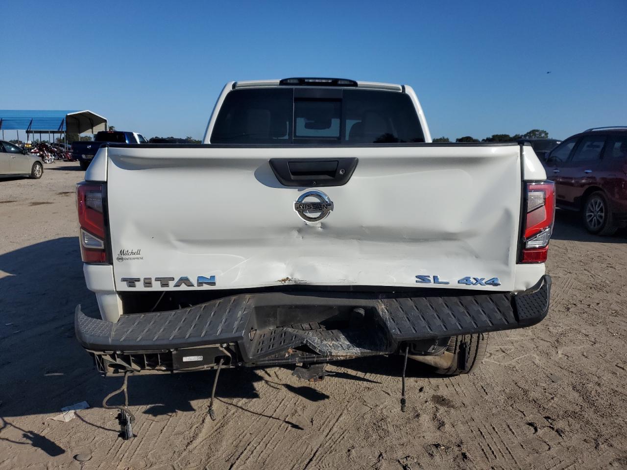 2021 Nissan Titan Sv - Фото 6