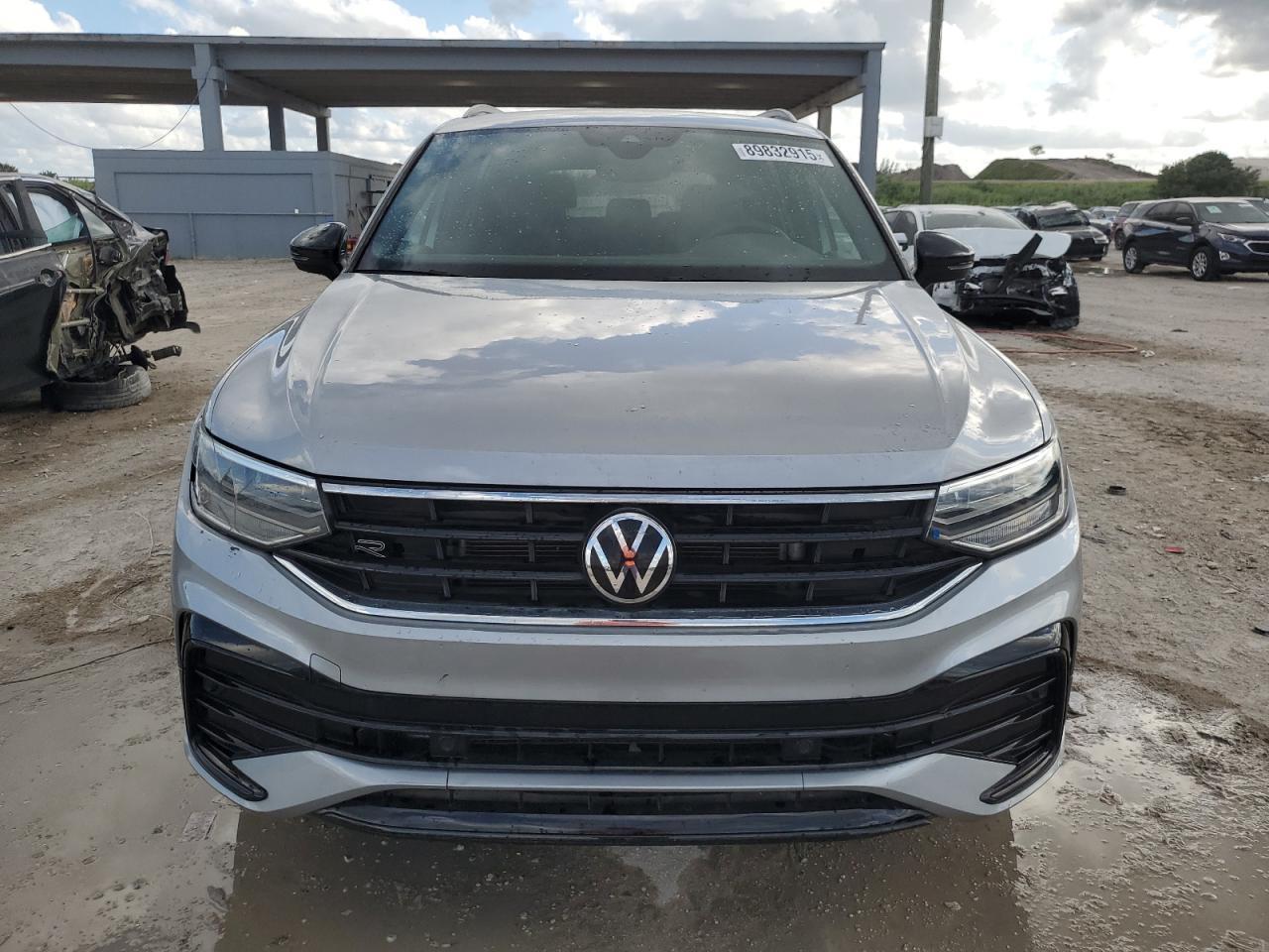 2023 Volkswagen Tiguan Se R-Line Black - Фото 5