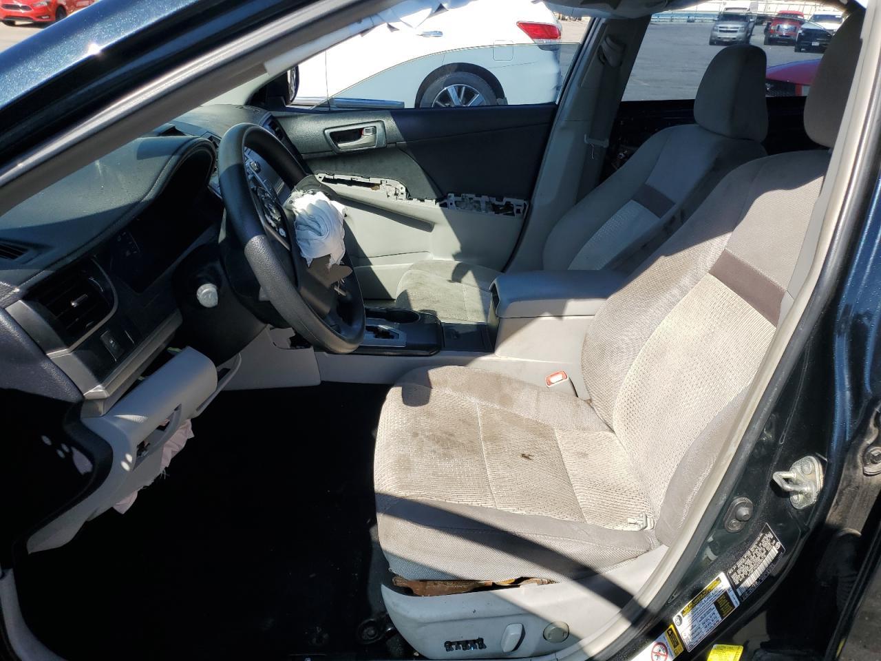2014 Toyota Camry L - Image 7