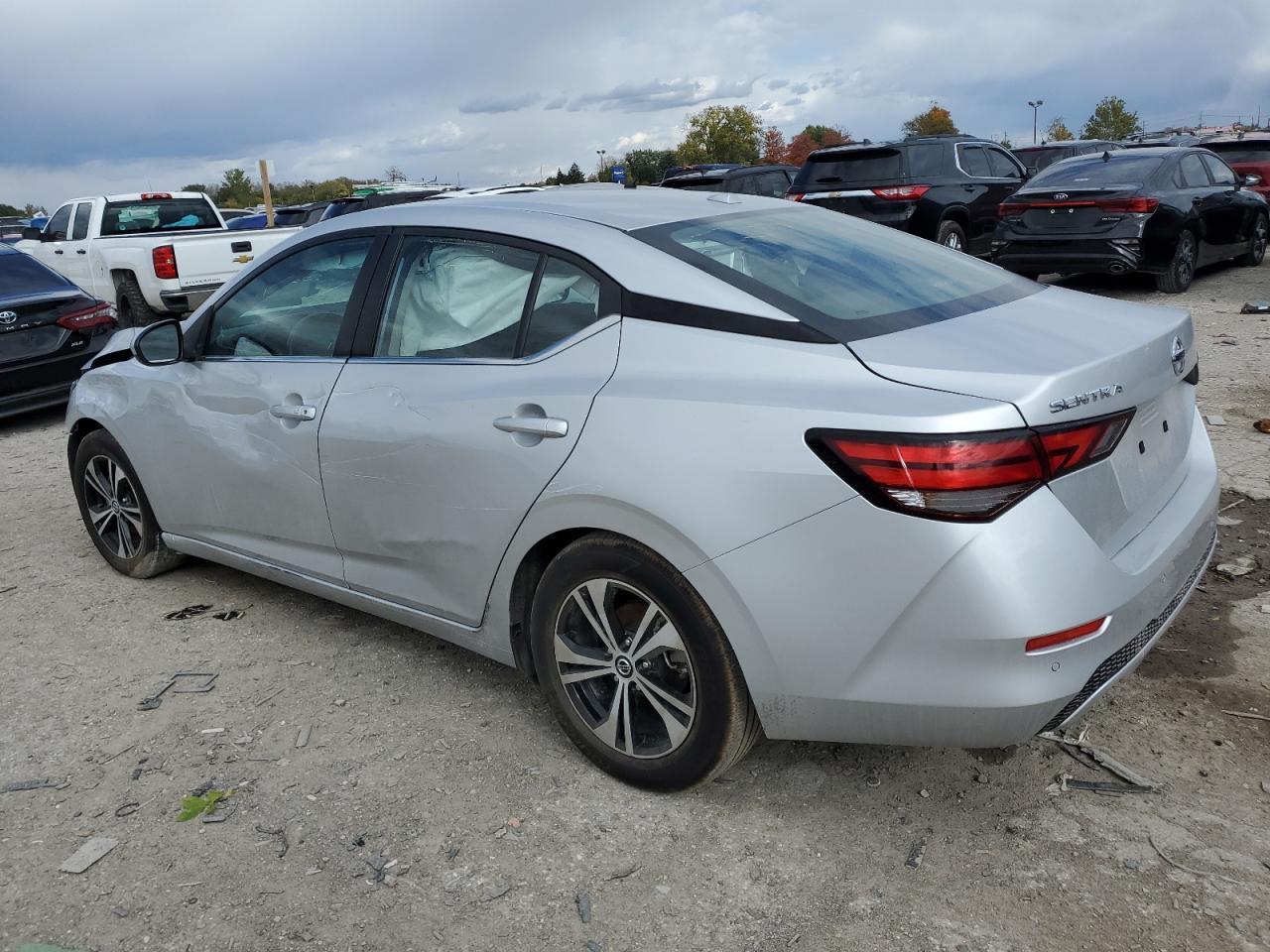 2022 Nissan Sentra Sv - Image 2