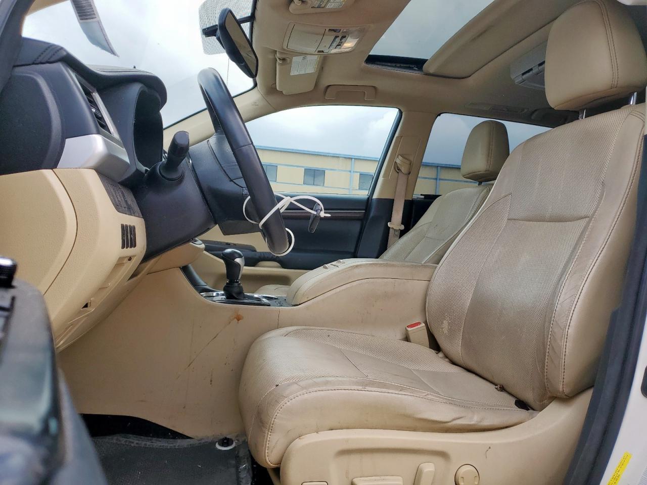 2014 Toyota Highlander Limited - Image 7