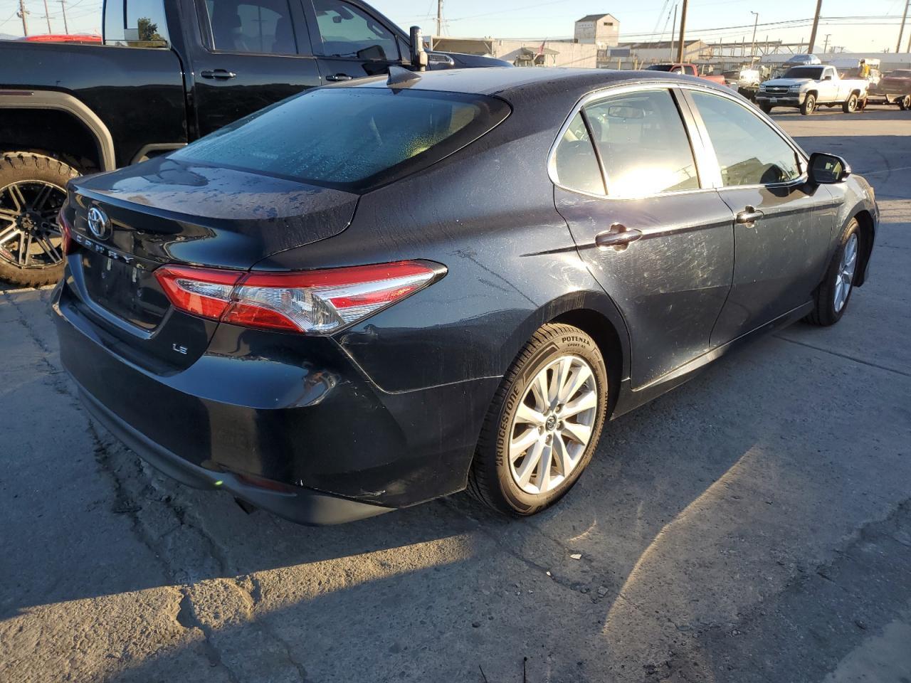 2019 Toyota Camry L - Image 3