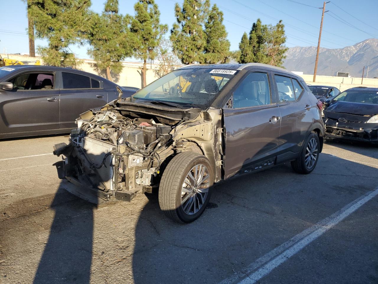 2022 Nissan Kicks Sv