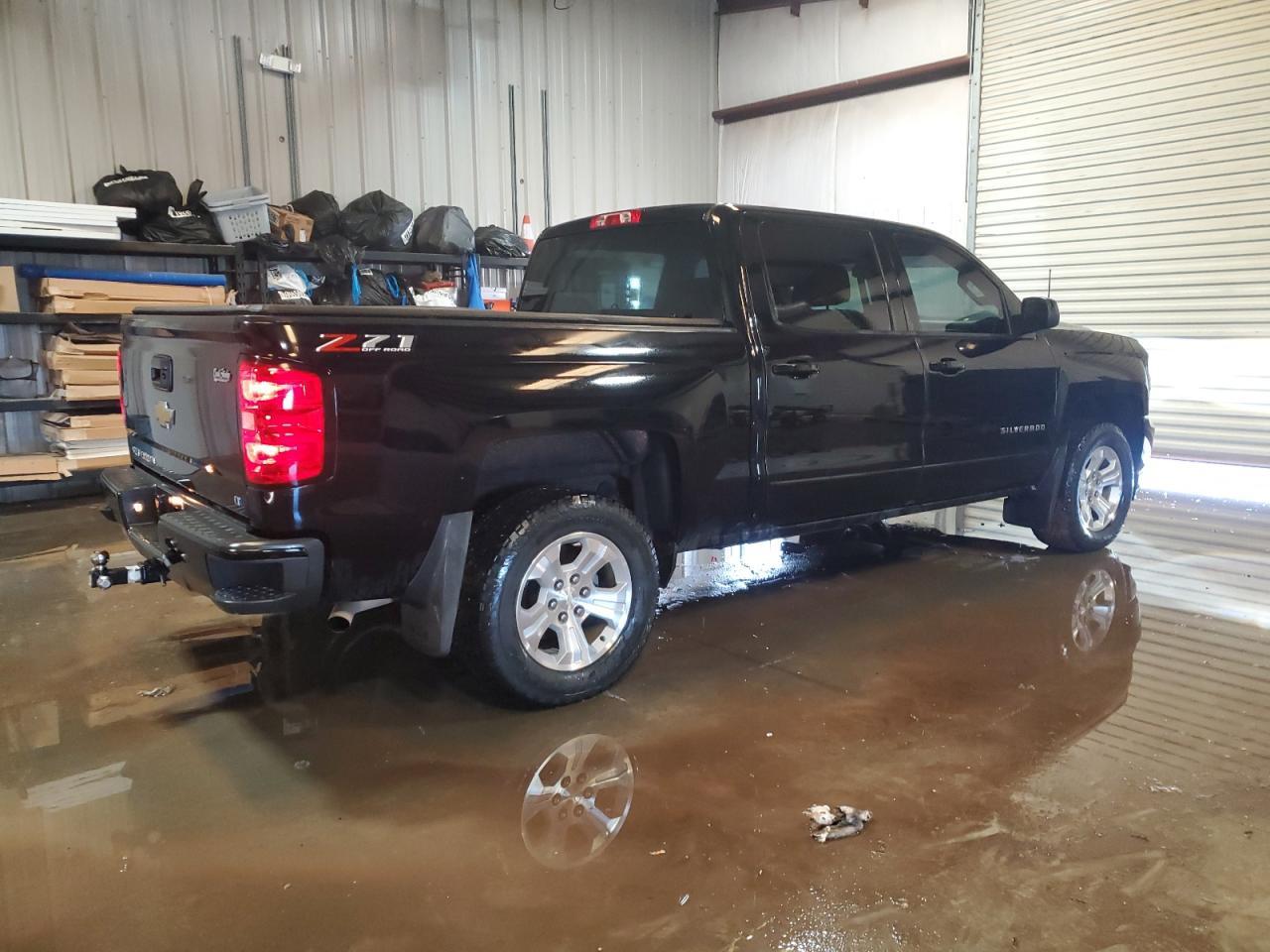 2018 Chevrolet Silverado K1500 Lt - Image 3