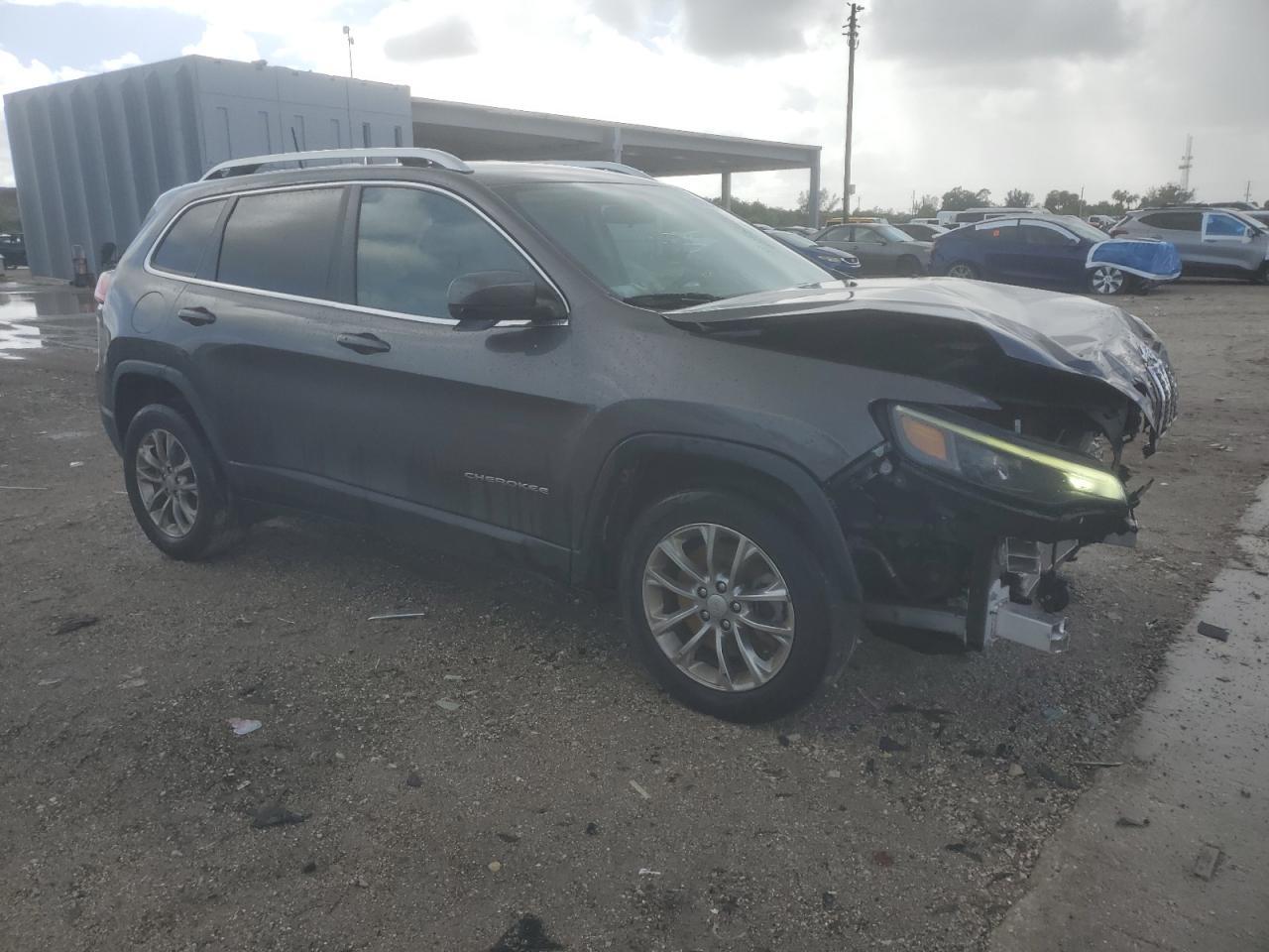 2020 Jeep Cherokee Latitude Plus - Фото 4