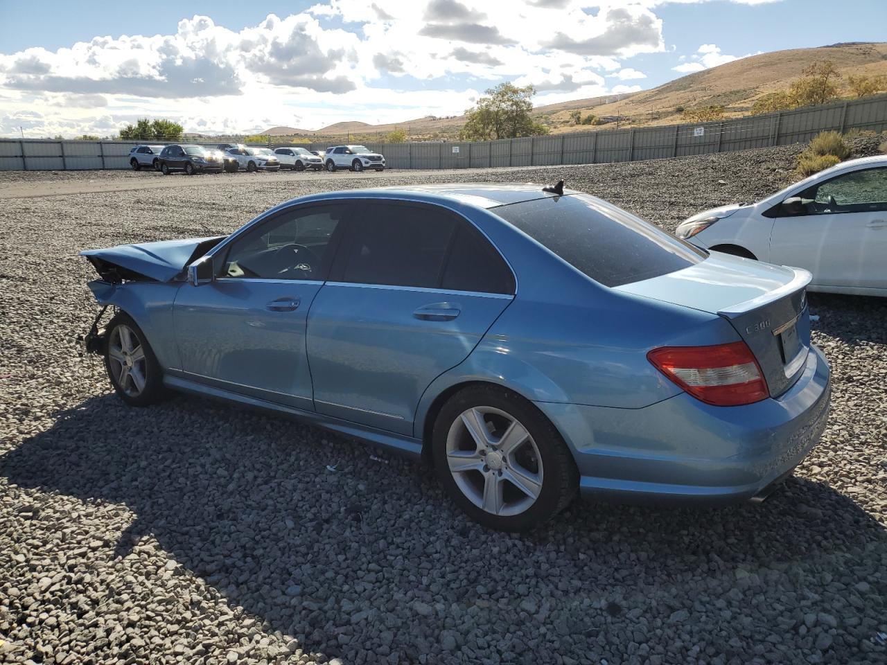 2010 Mercedes-Benz C 300 - Image 2