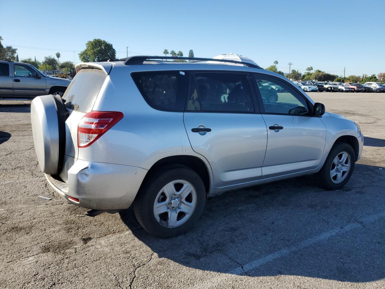2011 Toyota Rav4 Base - Фото 3
