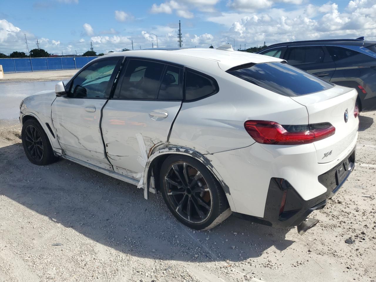 2023 BMW X4 xDrive30I - Image 2