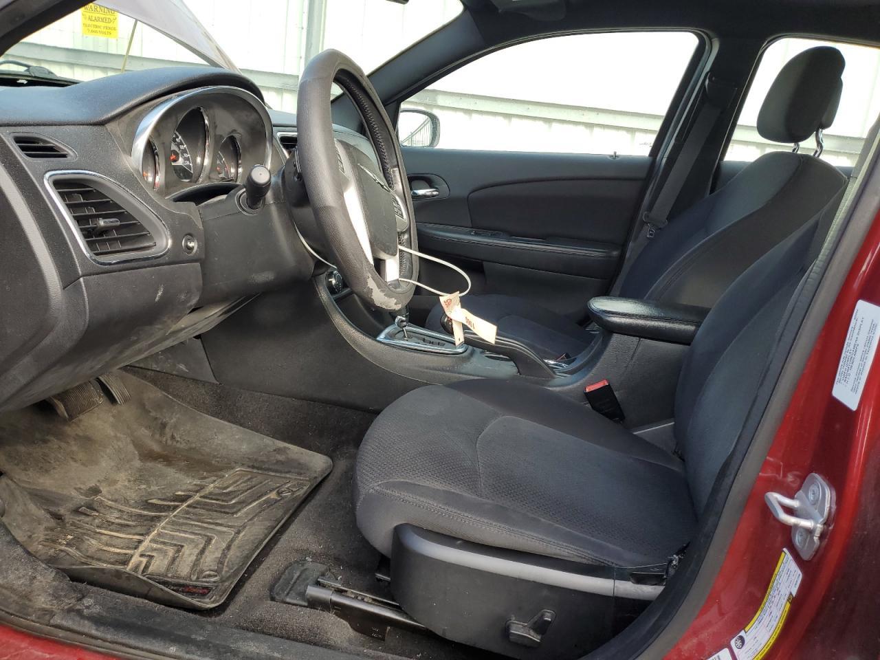 2012 Chrysler 200 Touring - Image 7