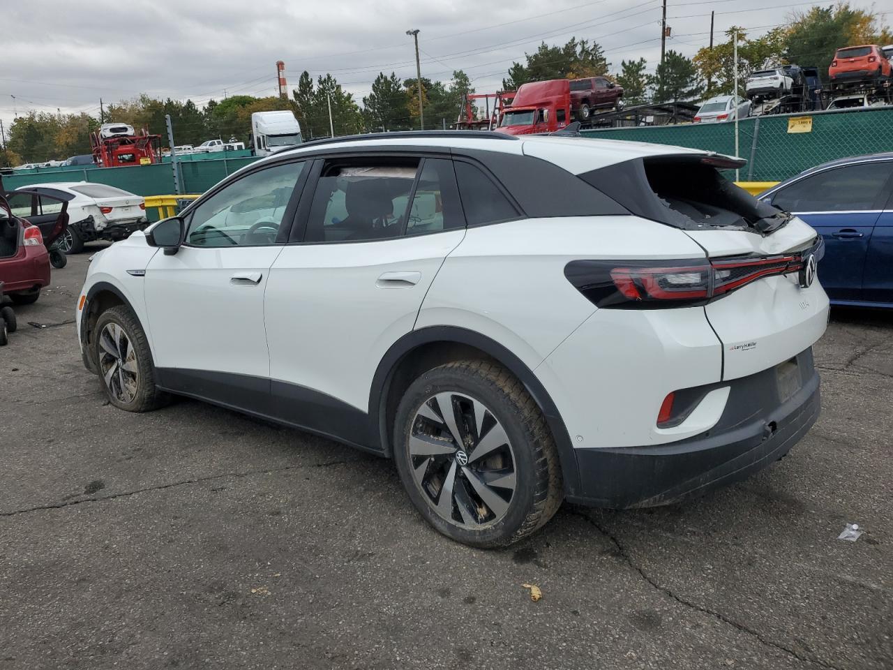 2023 Volkswagen Id.4 Pro - Фото 2