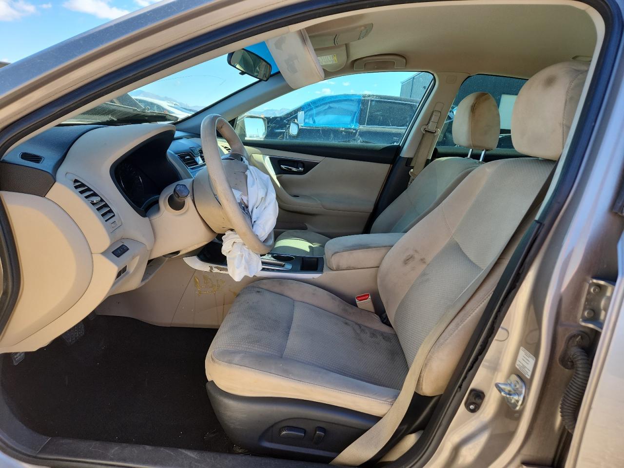 2015 Nissan Altima 2.5 - Image 7
