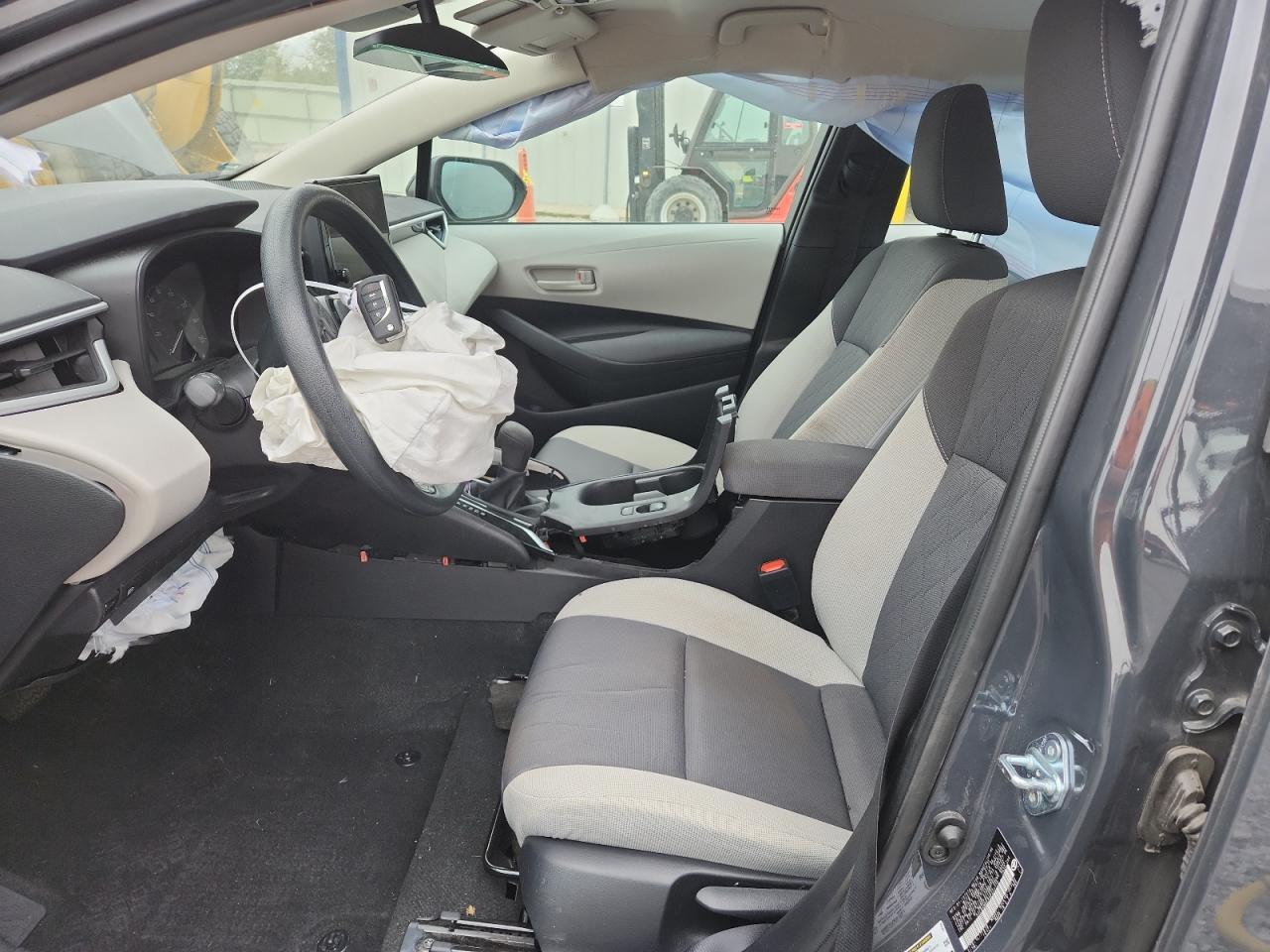 2025 Toyota Corolla Le - Фото 7