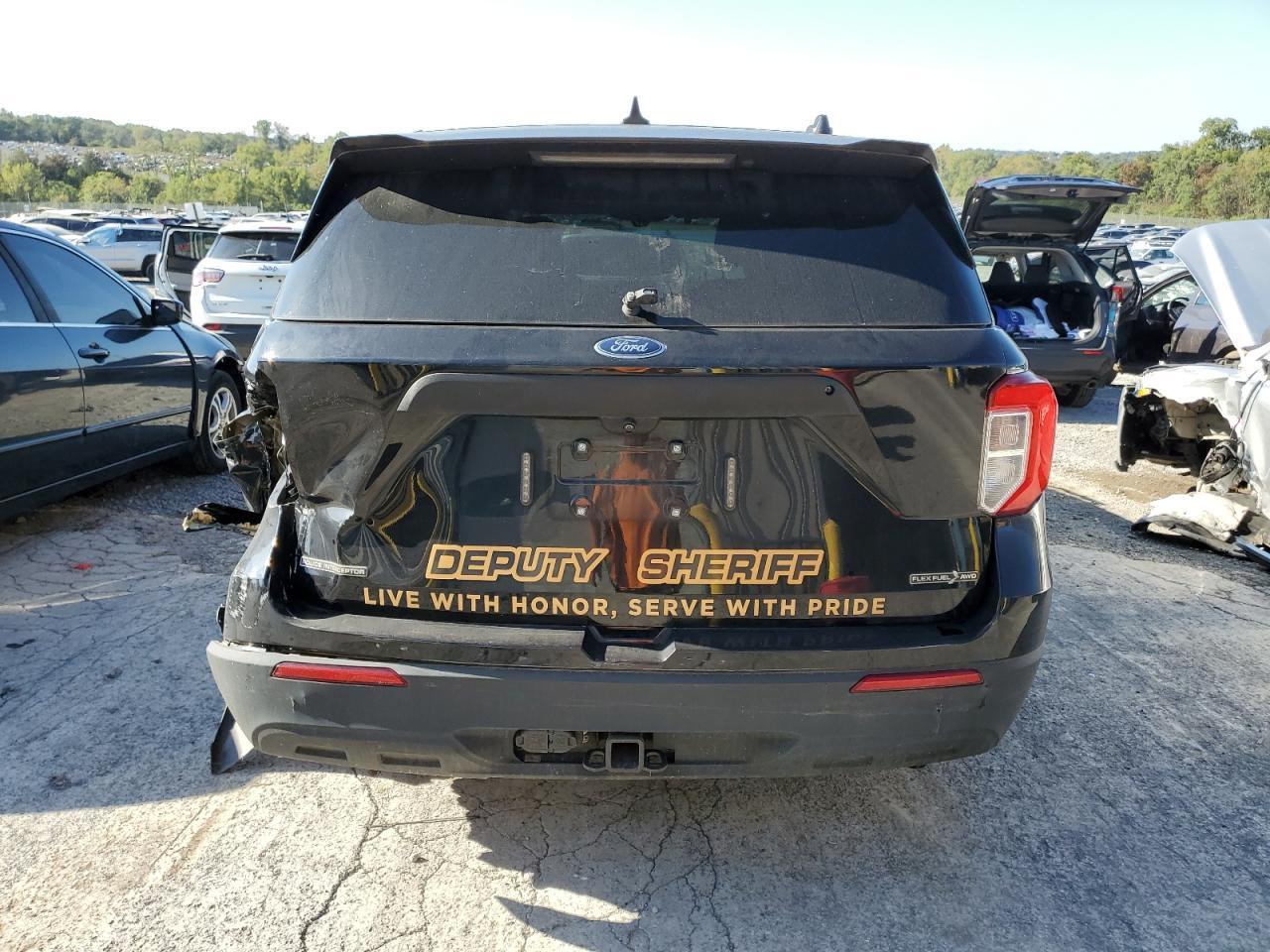 2022 Ford Explorer Police Interceptor - Фото 6