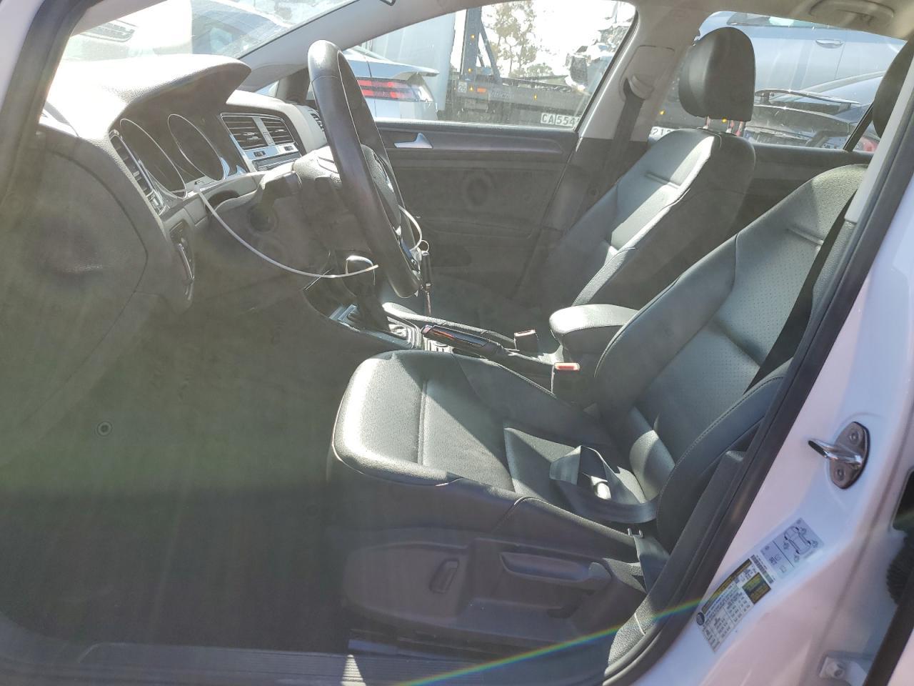 2021 Volkswagen Golf - Фото 7