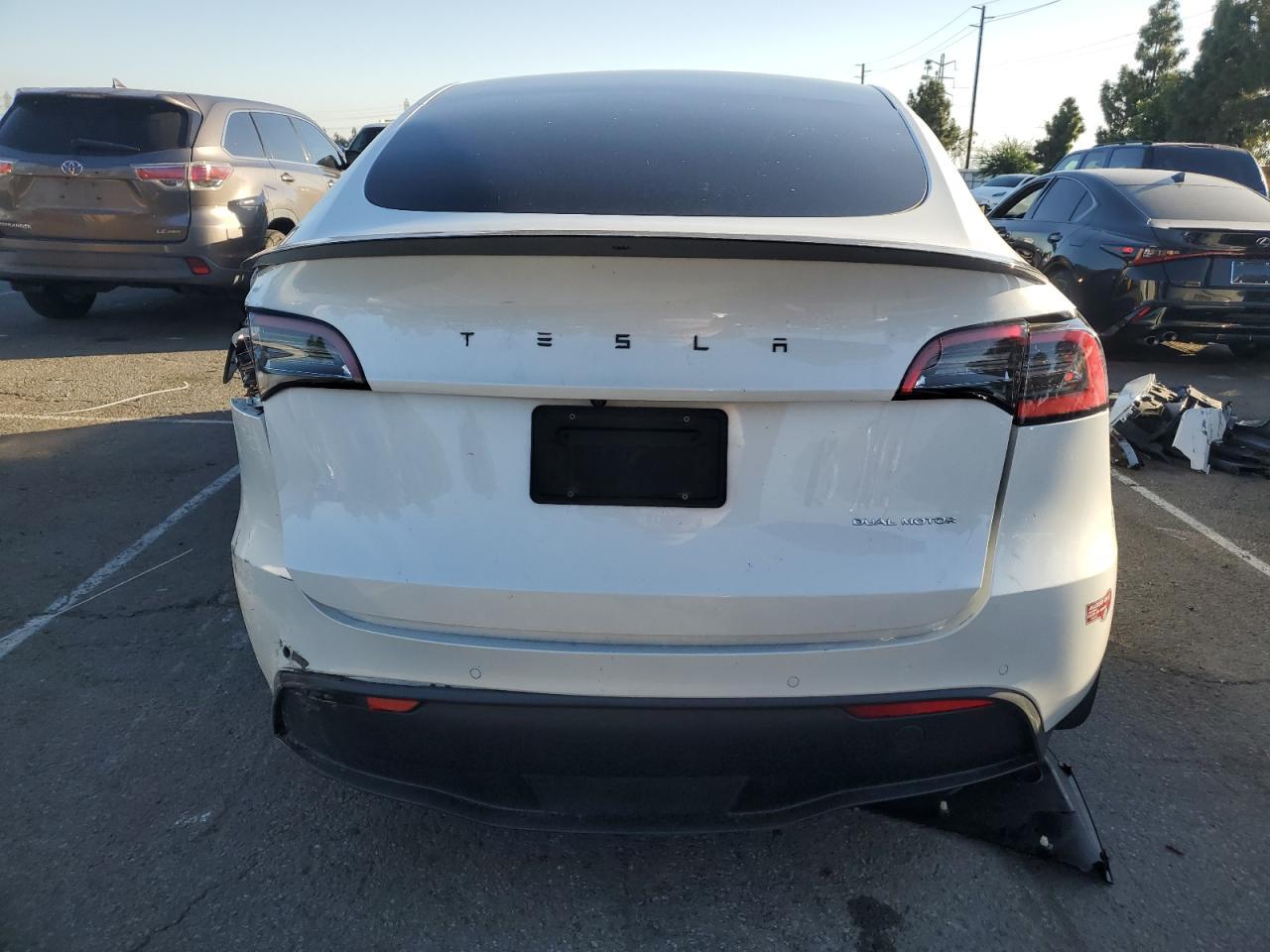 2021 Tesla Model Y - Фото 6