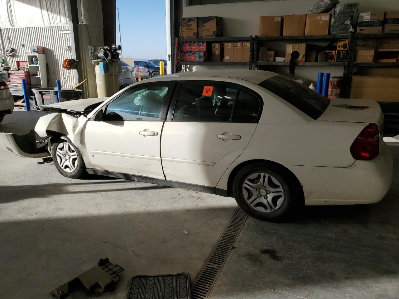 2006 Chevrolet Malibu Ls - Image 2