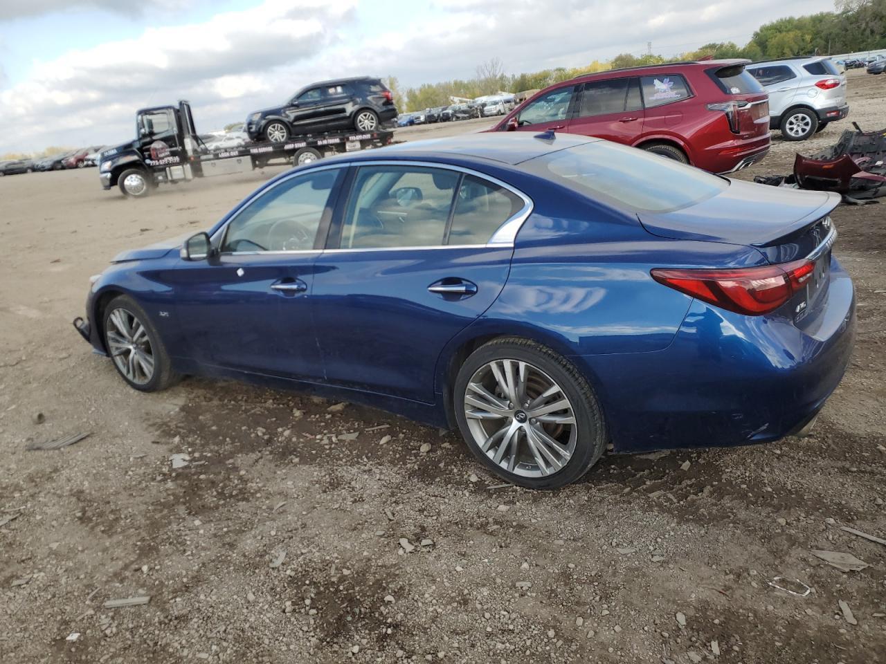 2019 Infiniti Q50 Luxe - Фото 2