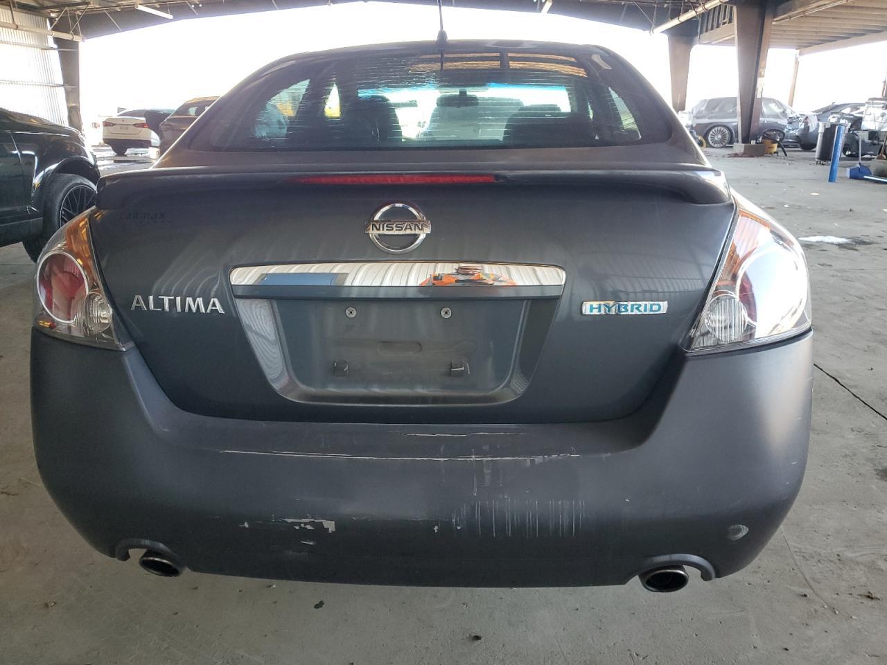 2009 Nissan Altima Hybrid - Image 6