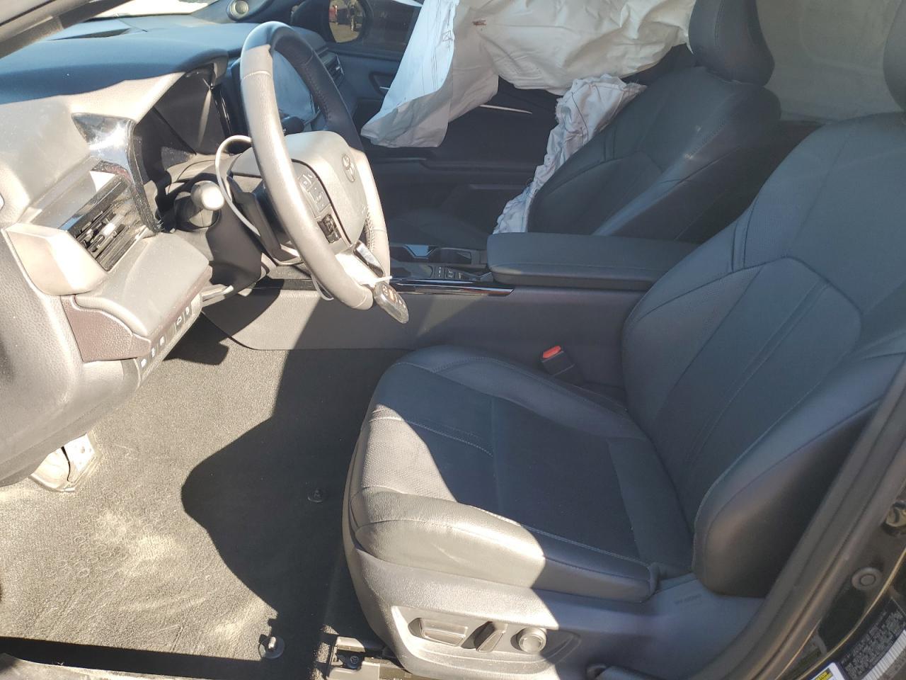 2025 Toyota Camry Xse - Image 7