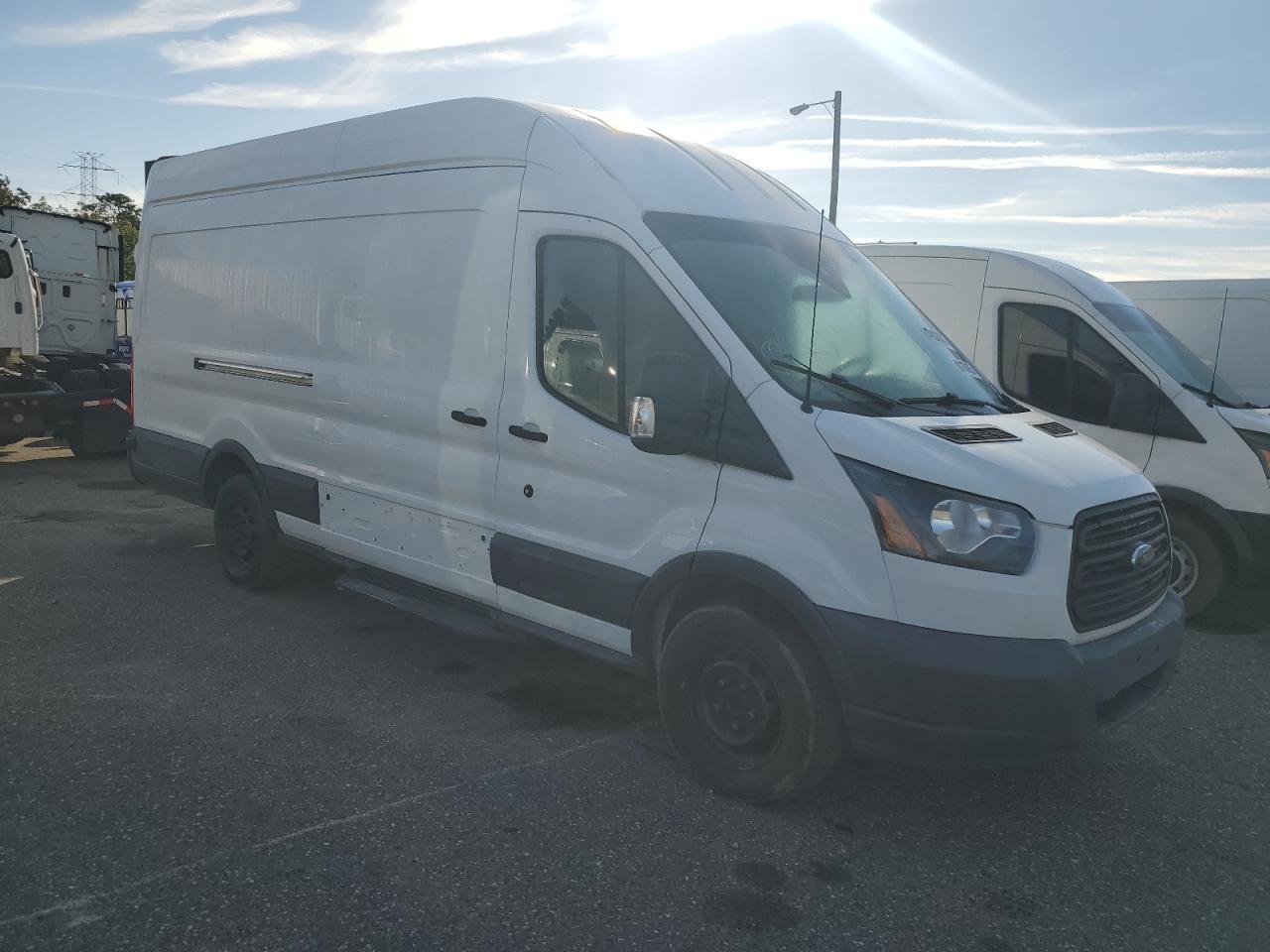 2018 Ford Transit T-250 - Image 4