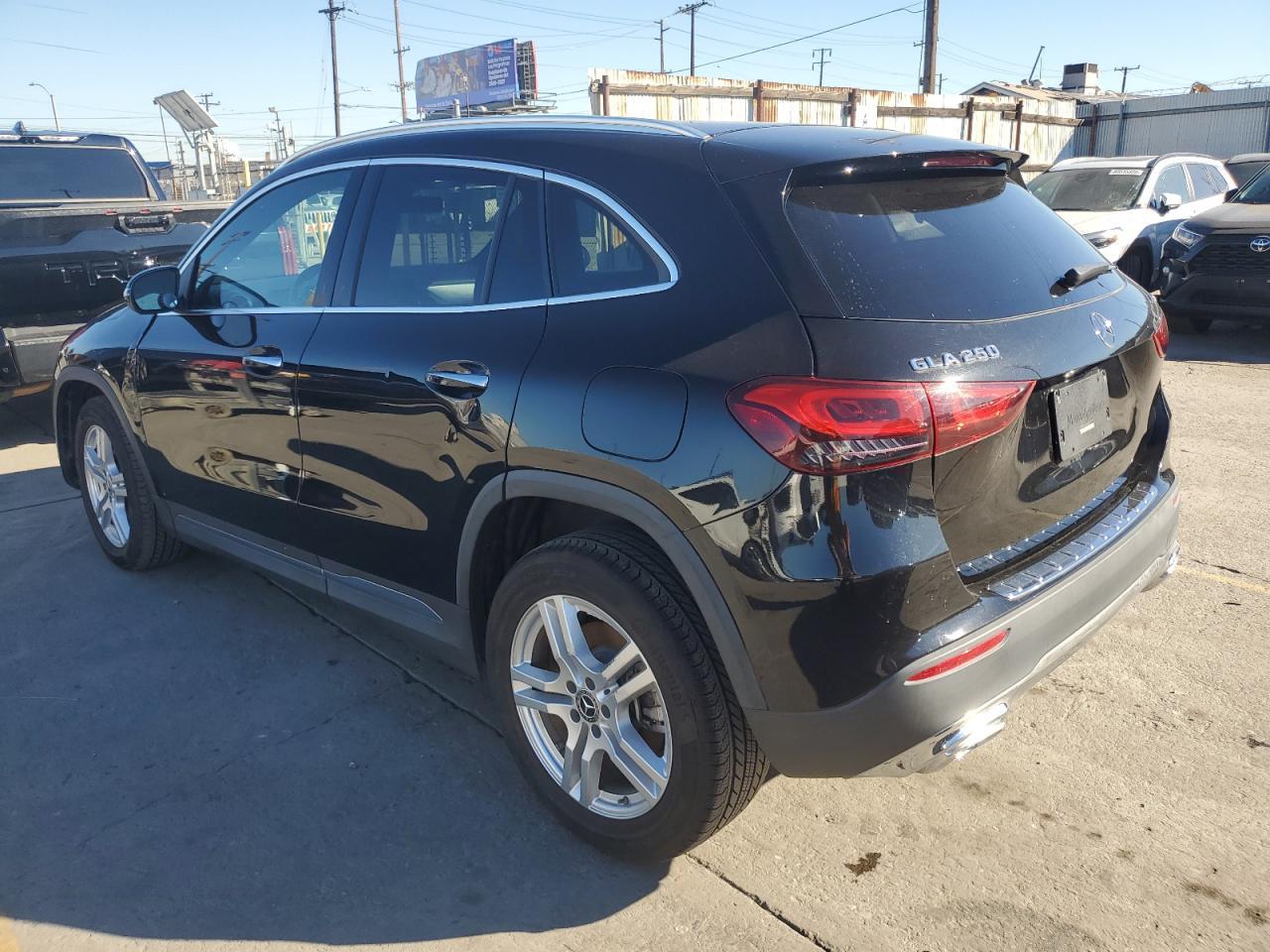 2021 Mercedes-Benz Gla 250 4Matic - Фото 2