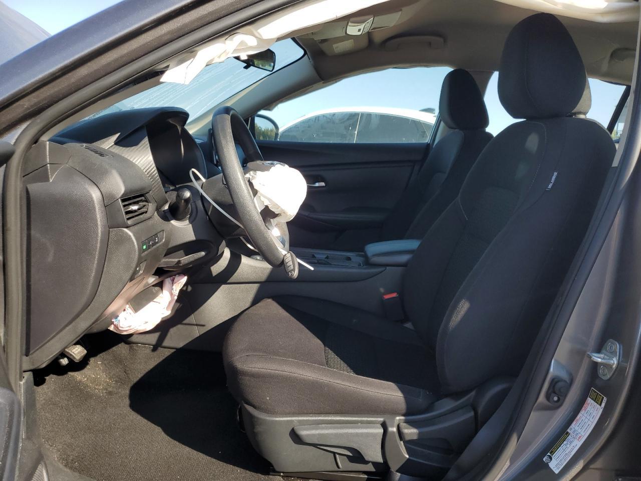 2023 Nissan Sentra S - Image 7