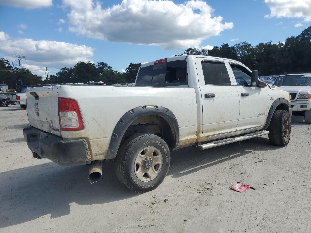 2022 Ram 2500 Tradesman - Image 3