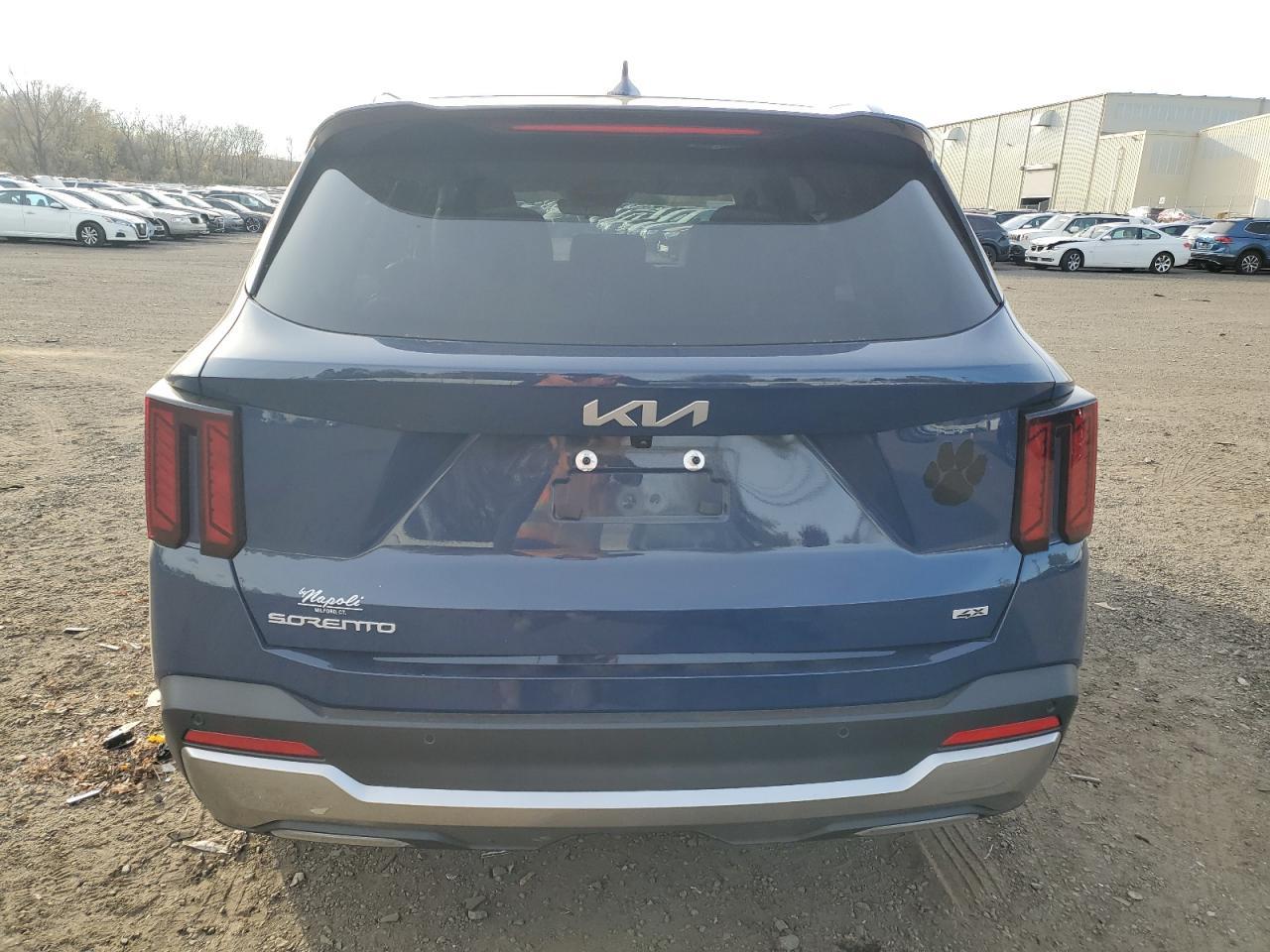 2025 Kia Sorento S - Фото 6