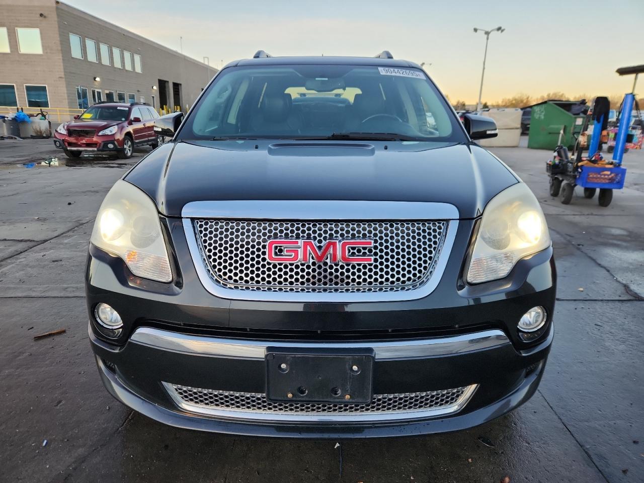 2011 GMC Acadia Denali - Фото 5