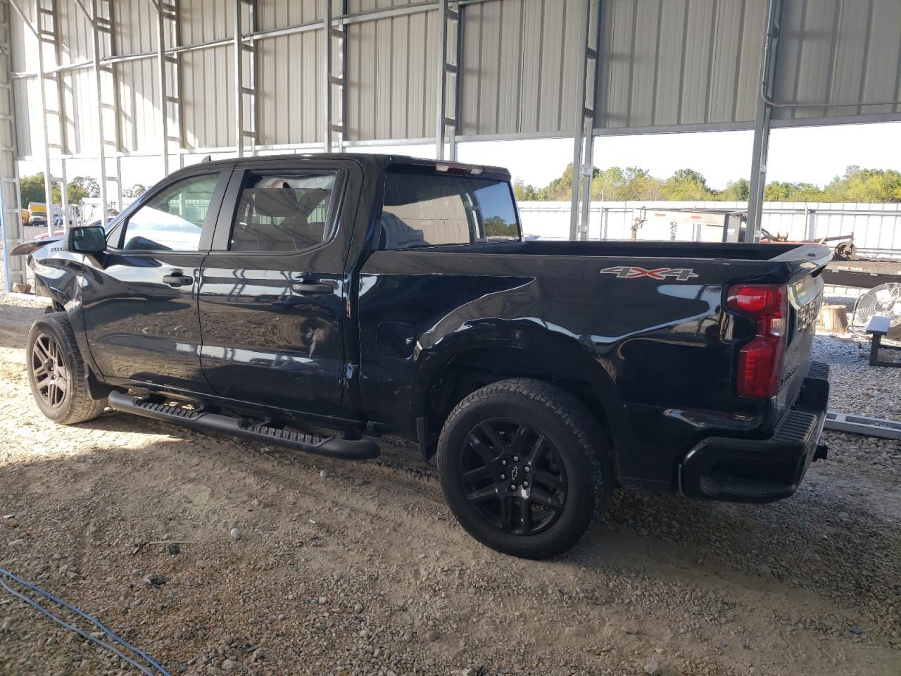 2024 Chevrolet Silverado K1500 Custom - Image 2