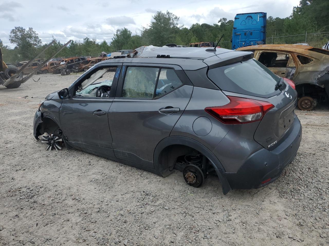 2020 Nissan Kicks Sv - Фото 2