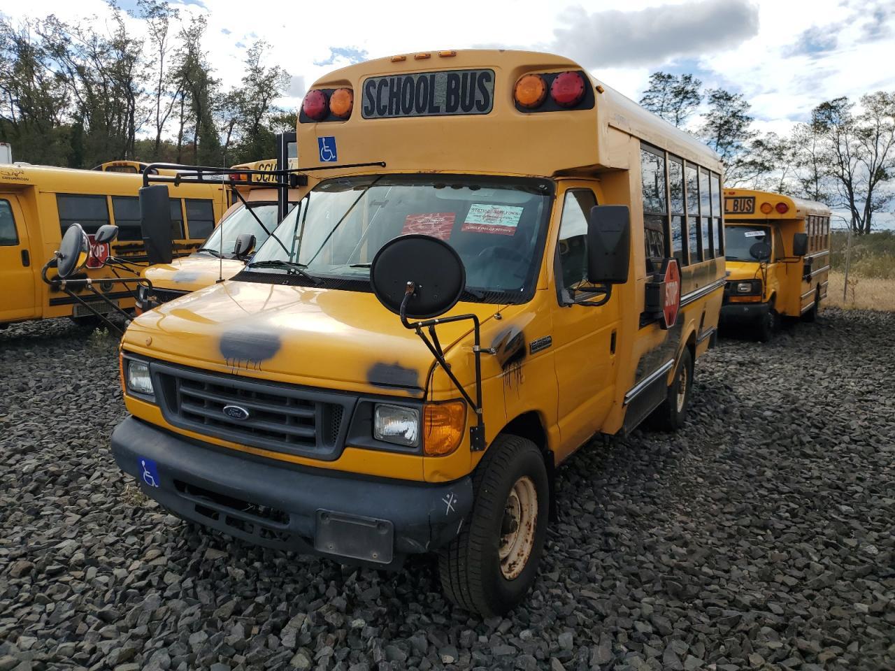 2006 Thomas Minotour E350 - School Bus - Image 2