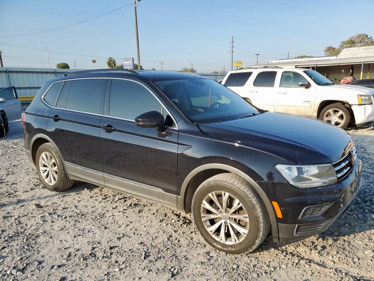 2018 Volkswagen Tiguan Se - Фото 4