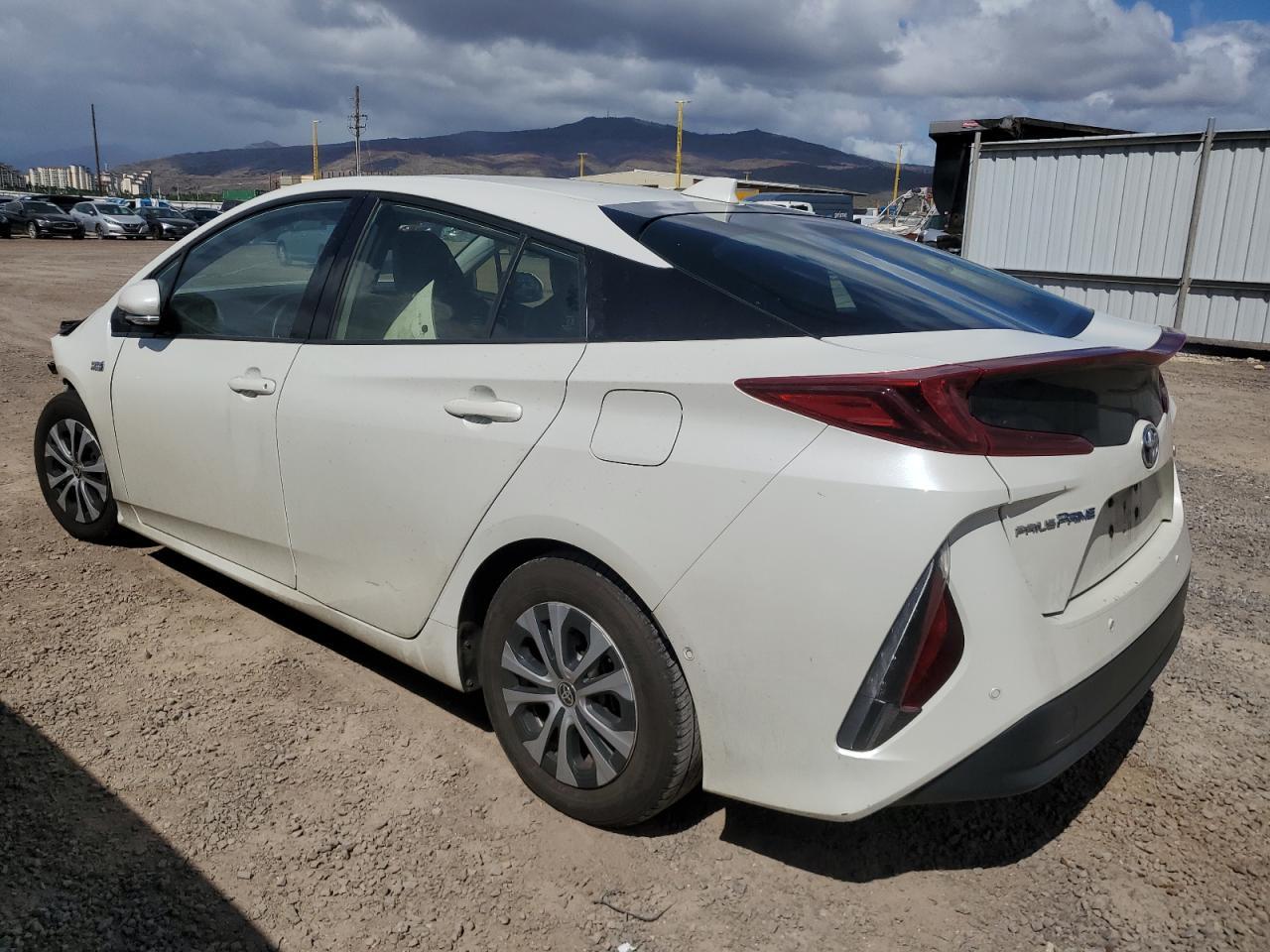 2020 Toyota Prius Prime Le - Image 2