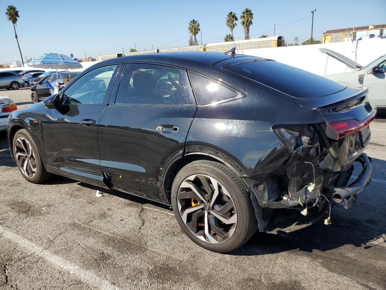 2022 Audi E-Tron Sportback Premium Plus - Image 2