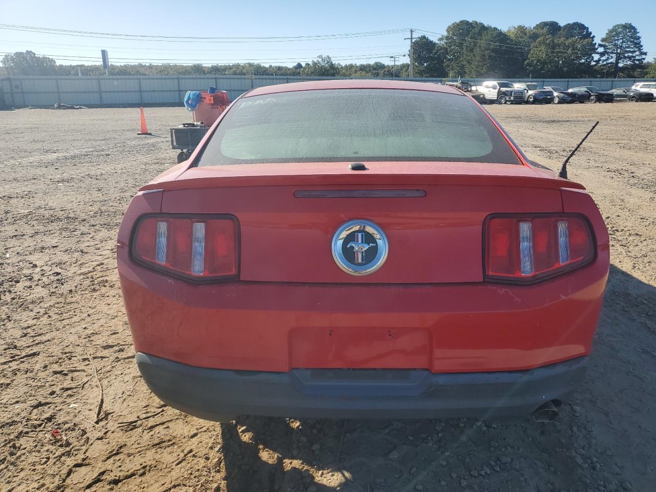 2010 Ford Mustang - Фото 6