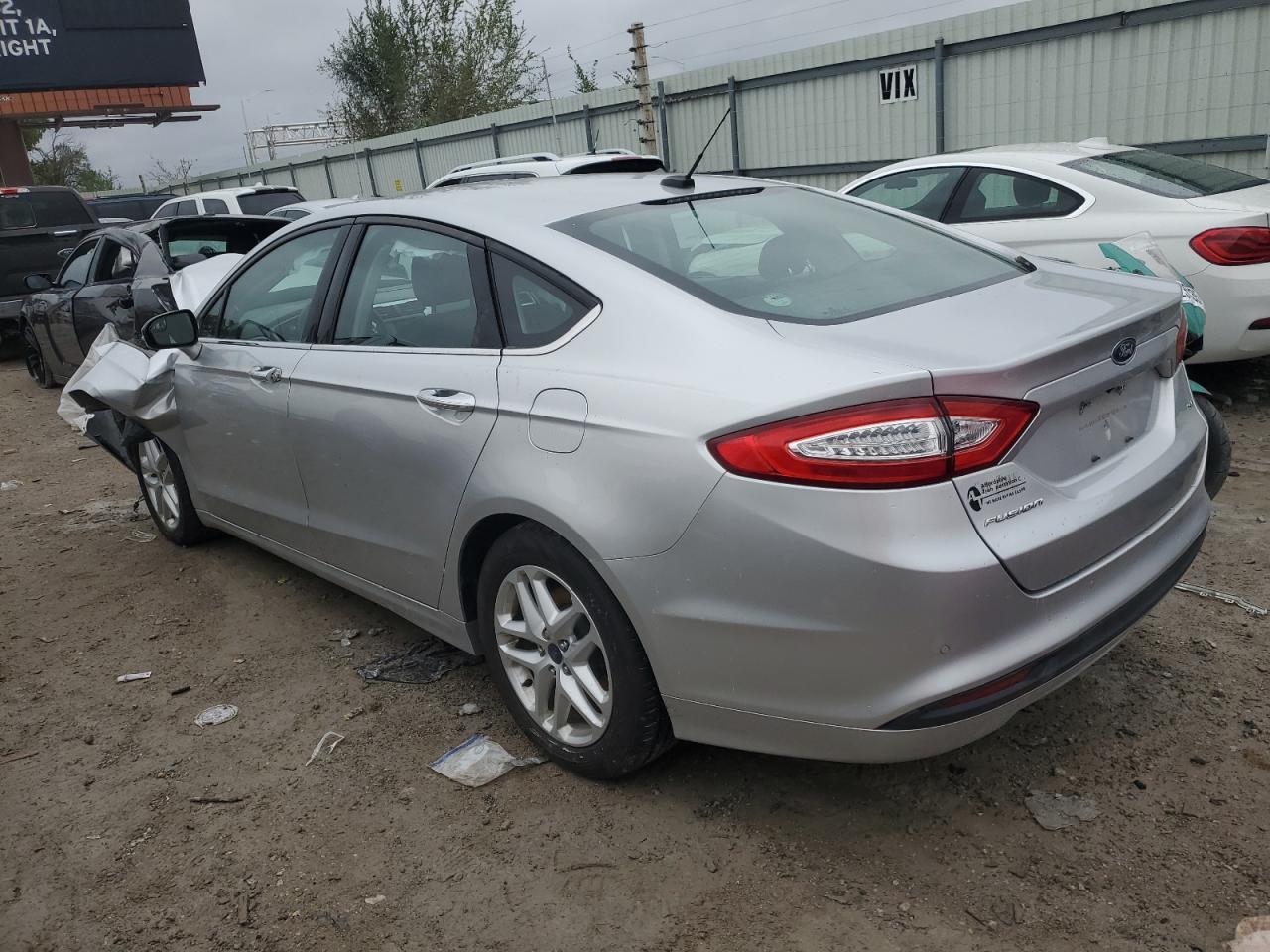 2016 Ford Fusion Se - Фото 2
