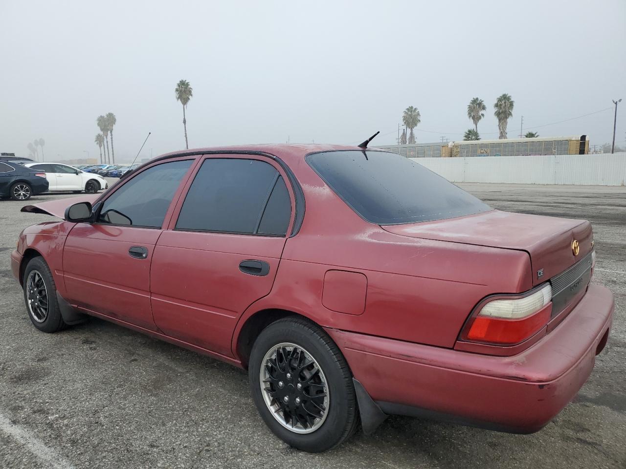 1997 Toyota Corolla Base - Фото 2