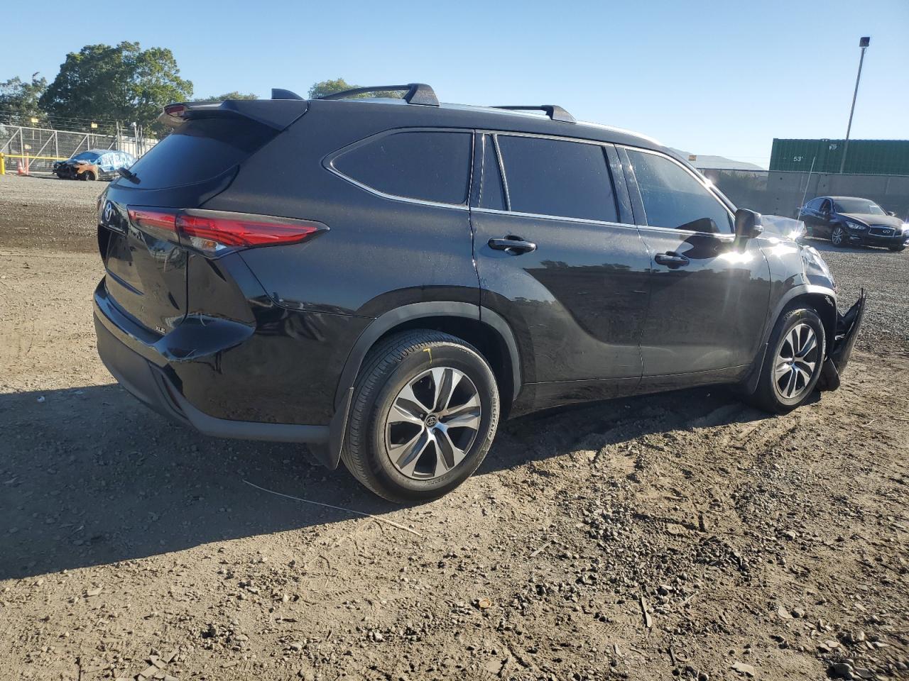 2021 Toyota Highlander Xle - Фото 3