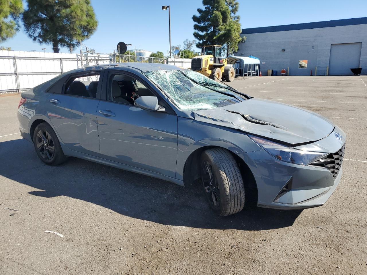 2023 Hyundai Elantra Sel - Фото 4