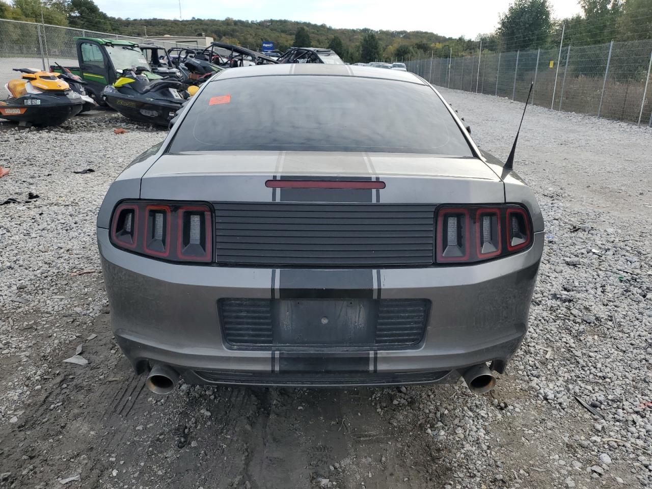 2014 Ford Mustang - Image 6