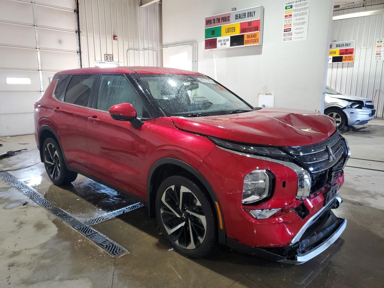 2022 Mitsubishi Outlander Se - Image 4