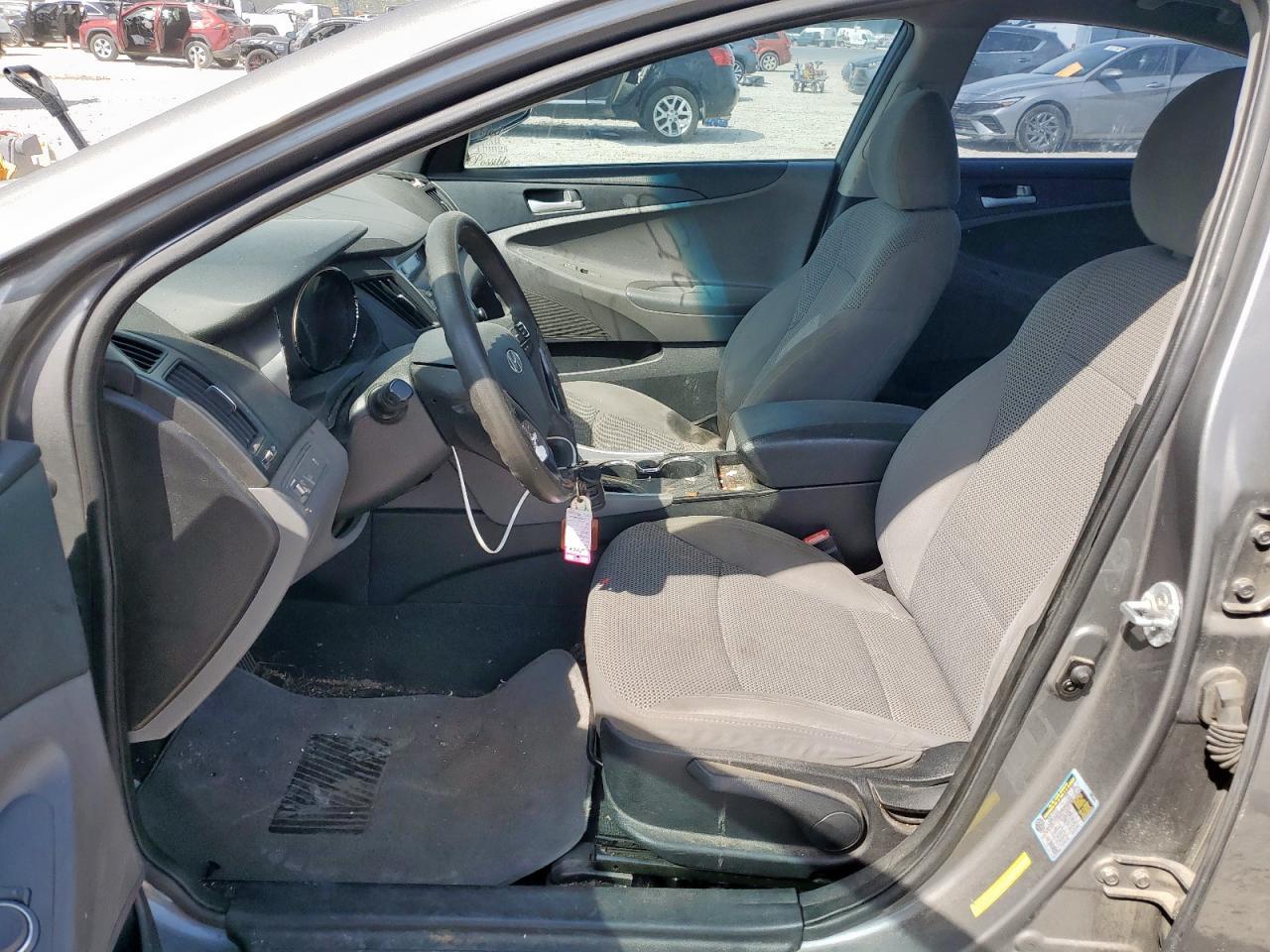 2013 Hyundai Sonata Gls - Image 7