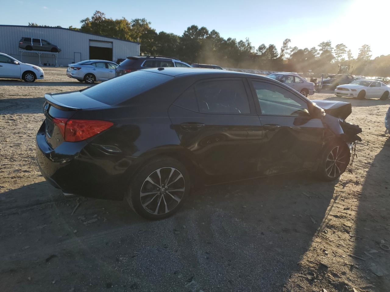 2017 Toyota Corolla - Image 3